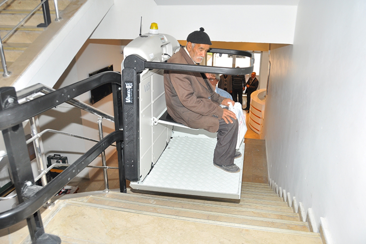 Engelli ve Yaşlılar İçin Erişilebilir Asansör Sistemleri